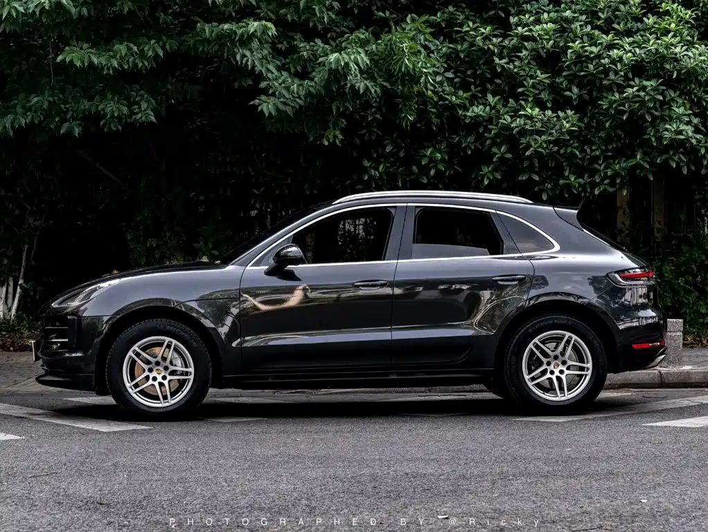 Porsche Macan — миниатюра 2