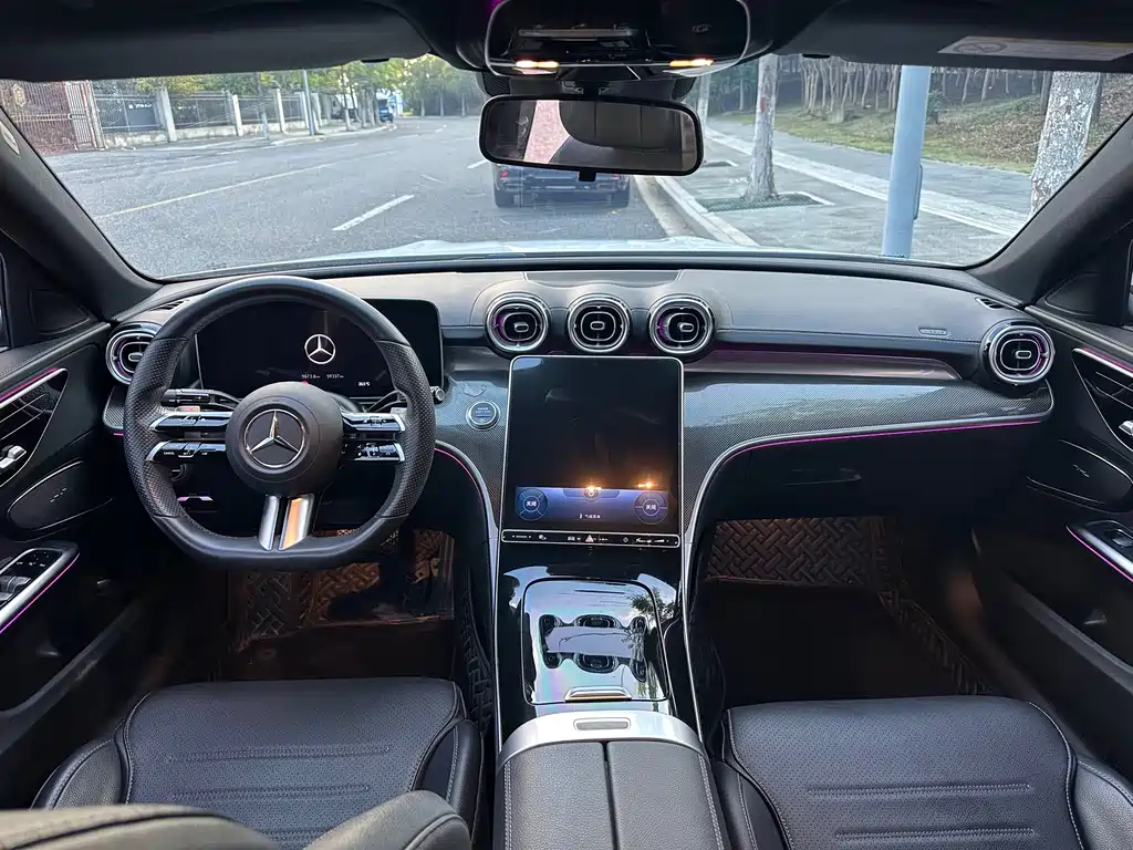 Mercedes-Benz C-Class — миниатюра 15