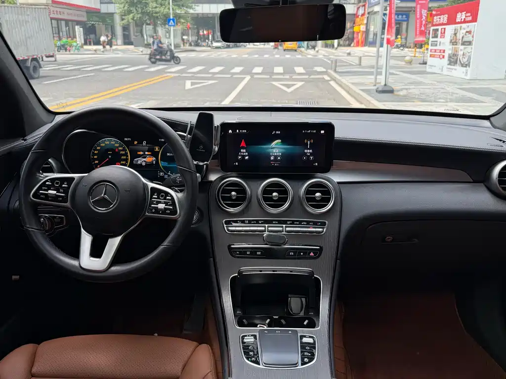 MERCEDES-BENZ GLC COUPE