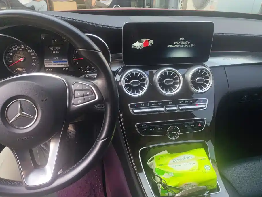 Mercedes-Benz C-Class — миниатюра 12