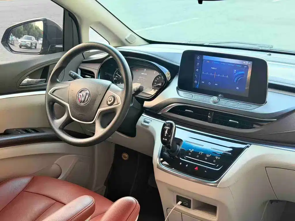Buick GL8 — миниатюра 4