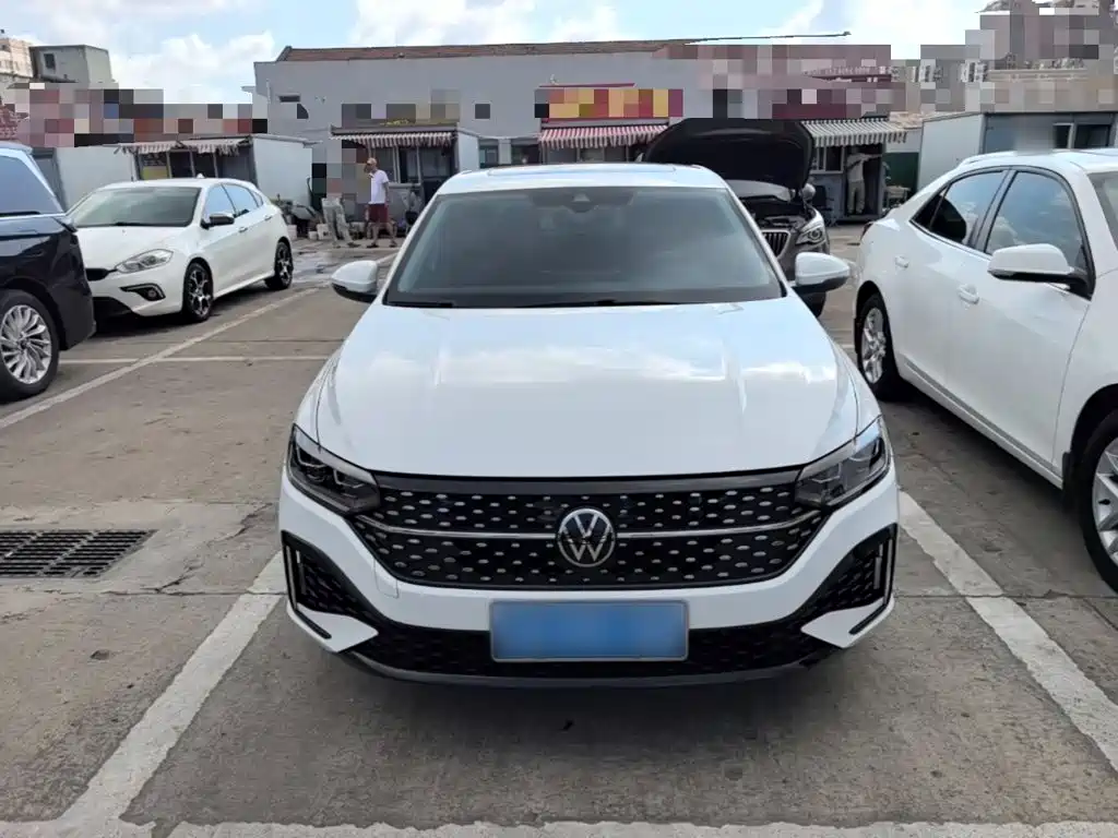 Volkswagen Lavida — миниатюра 3