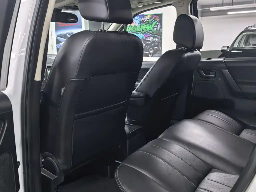 Land Rover 2 015 2.0T Si4 XS