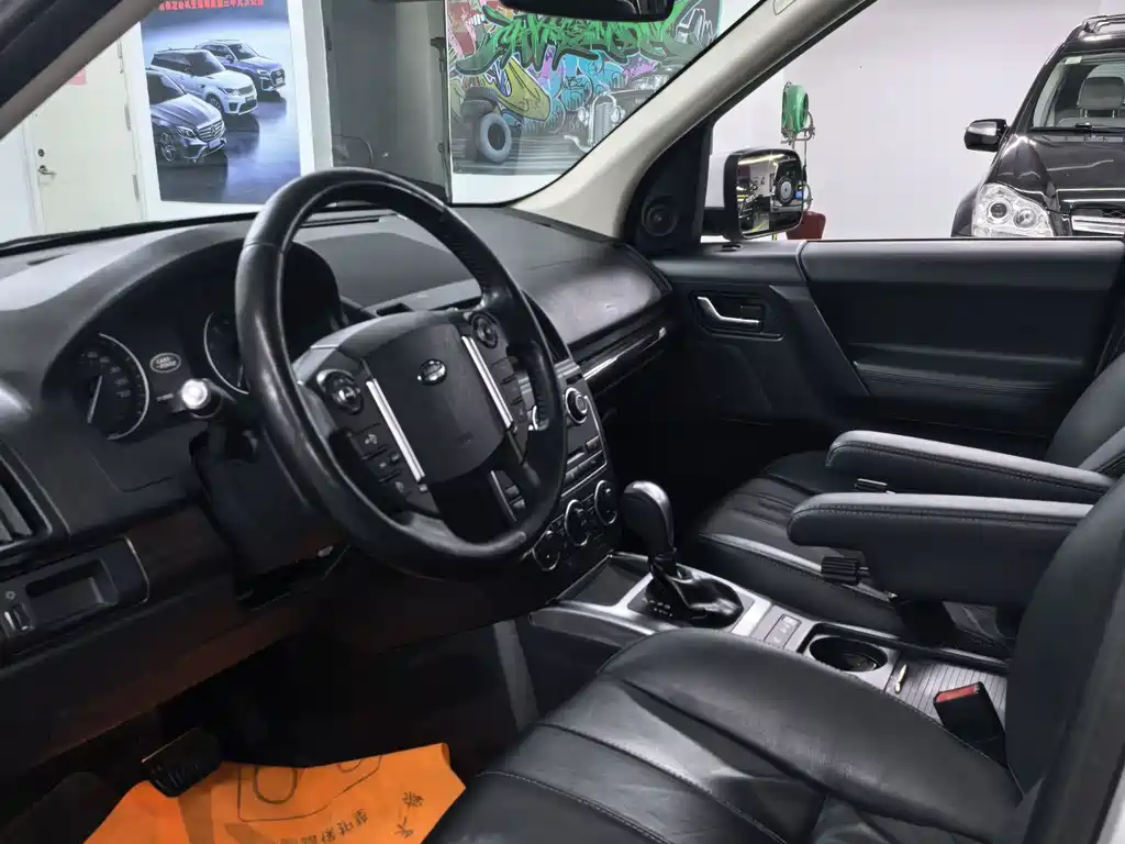 Land Rover 2 015 2.0T Si4 XS