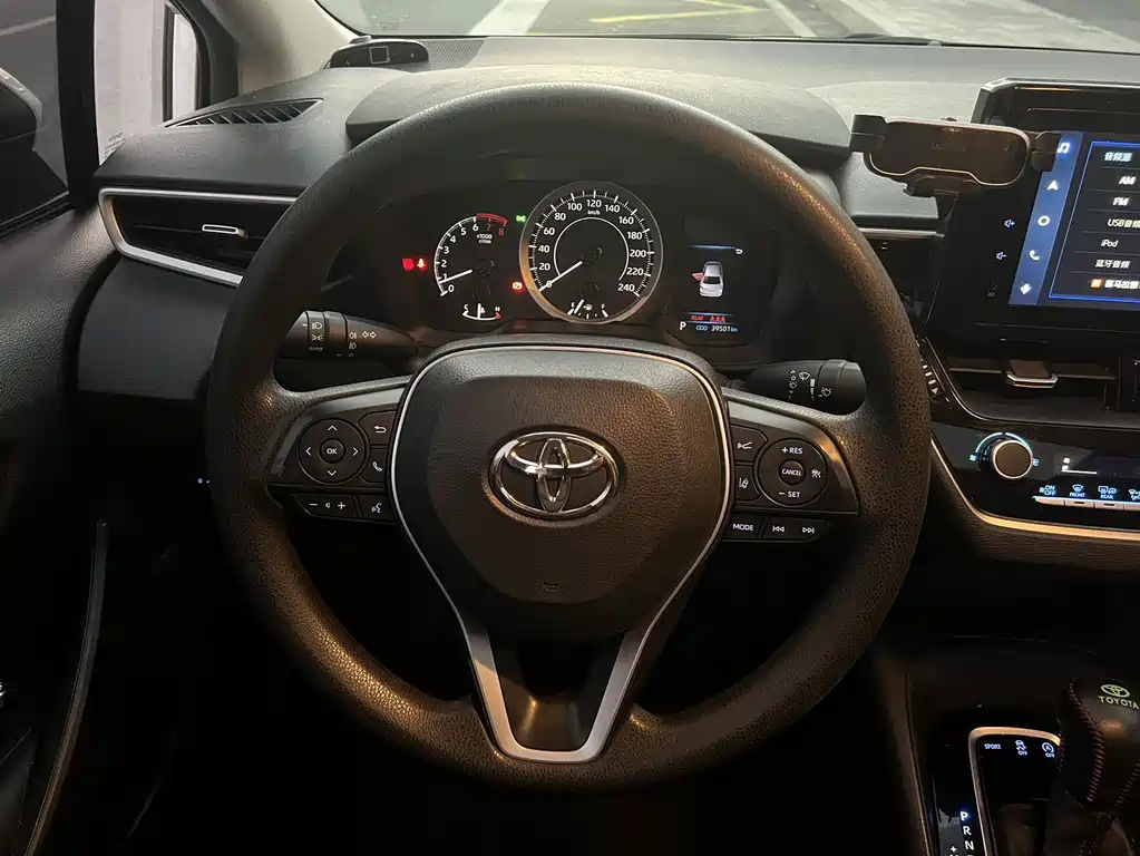 Toyota Corolla — миниатюра 13