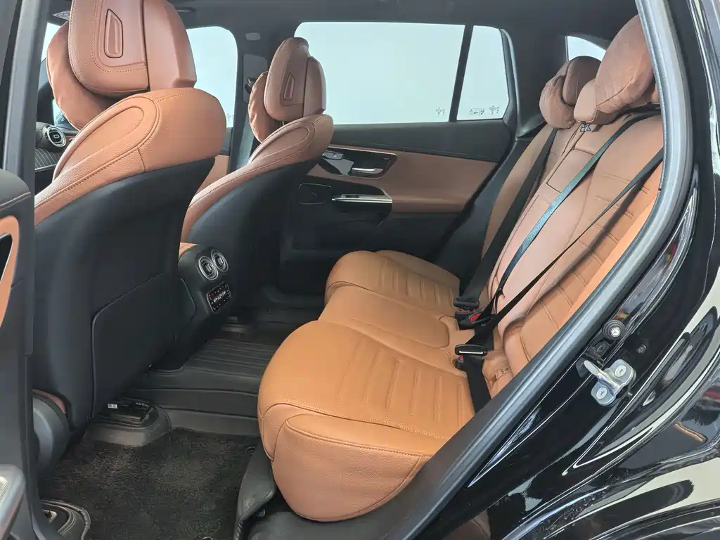 Mercedes-Benz GLC — миниатюра 15