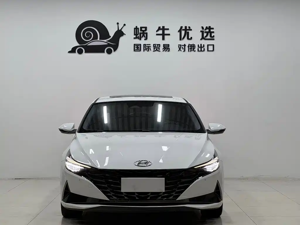 Hyundai Elantra — миниатюра 2