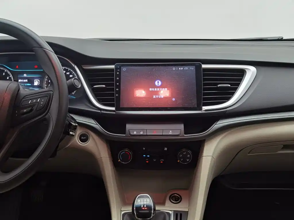 Buick Excelle — миниатюра 12