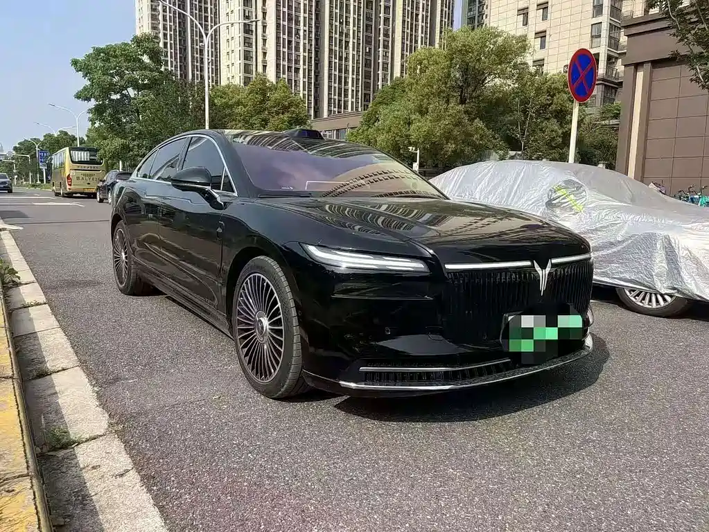 VOYAH 岚图追光 L — миниатюра 3