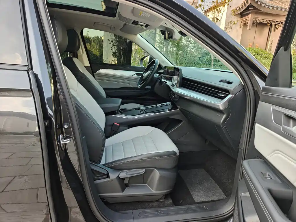 Volkswagen Tavendor — миниатюра 10