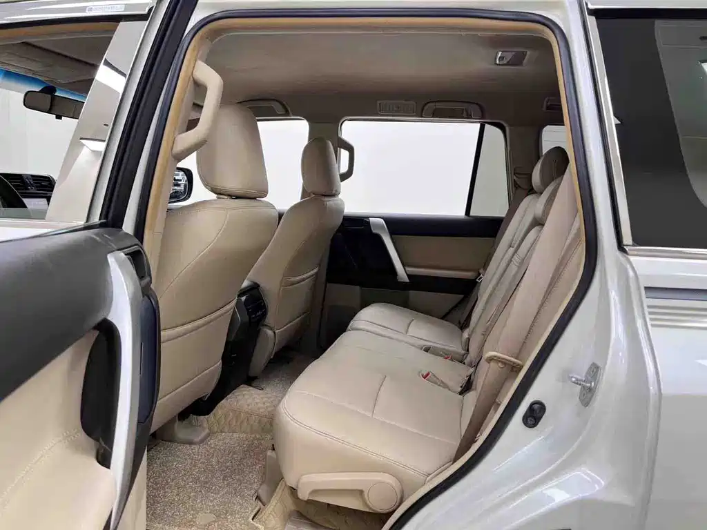 Toyota Land Cruiser Prado 2013 2.7L