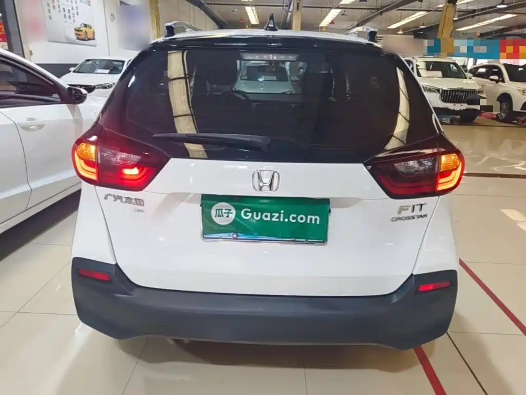 Honda Fit — миниатюра 6