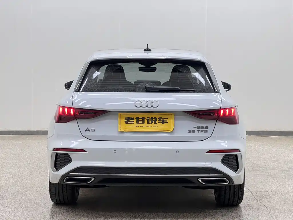 Audi A3 2023 Sportback 35 TFSI Fashion Sport