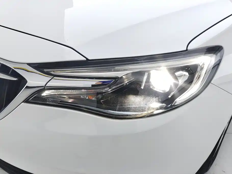 Buick Excelle — миниатюра 5