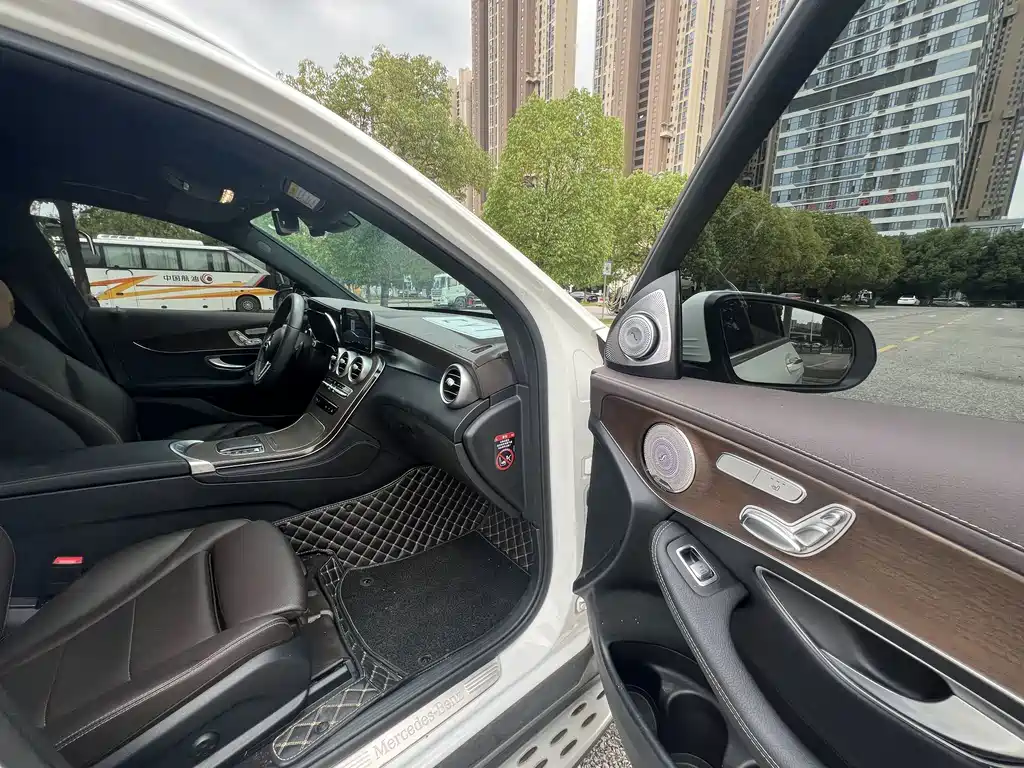 Mercedes-Benz GLC — миниатюра 8