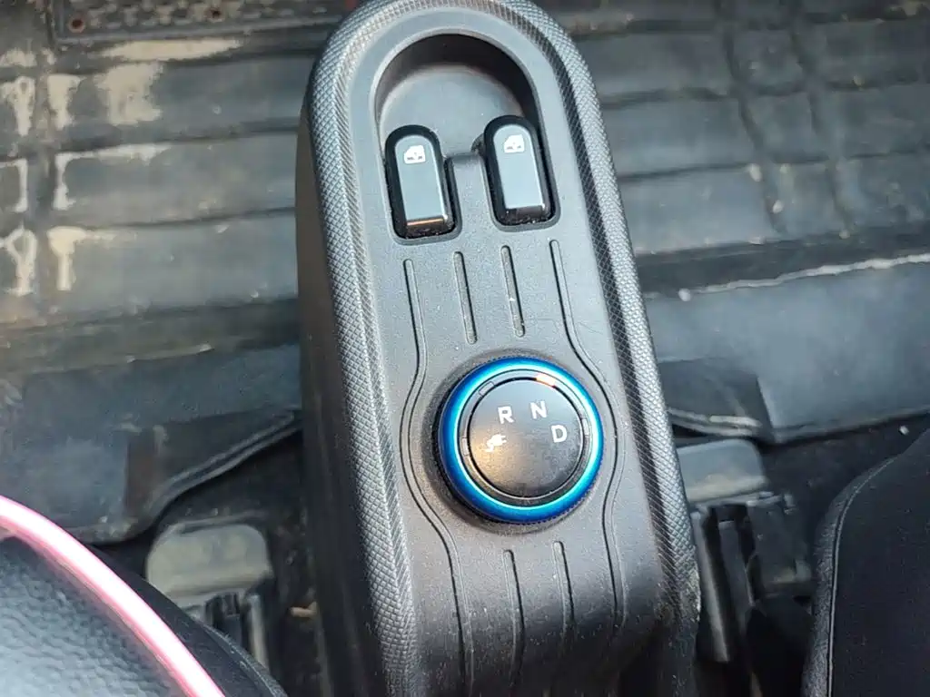 Wuling MINIEV — миниатюра 14