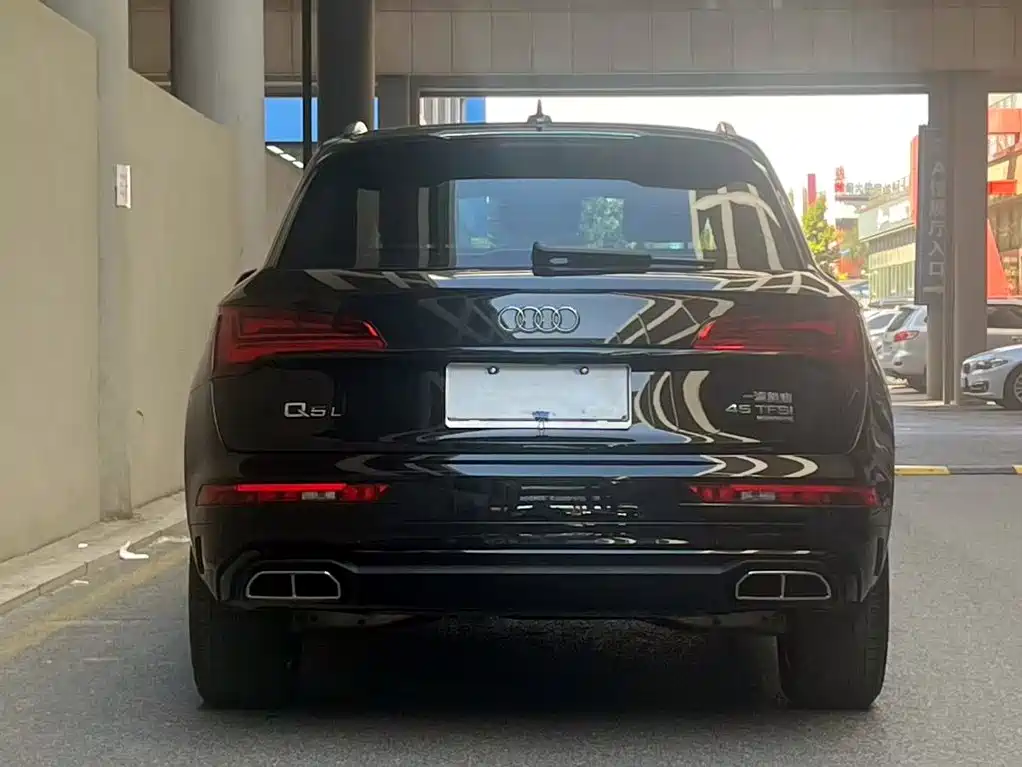 Audi Q5L — миниатюра 5