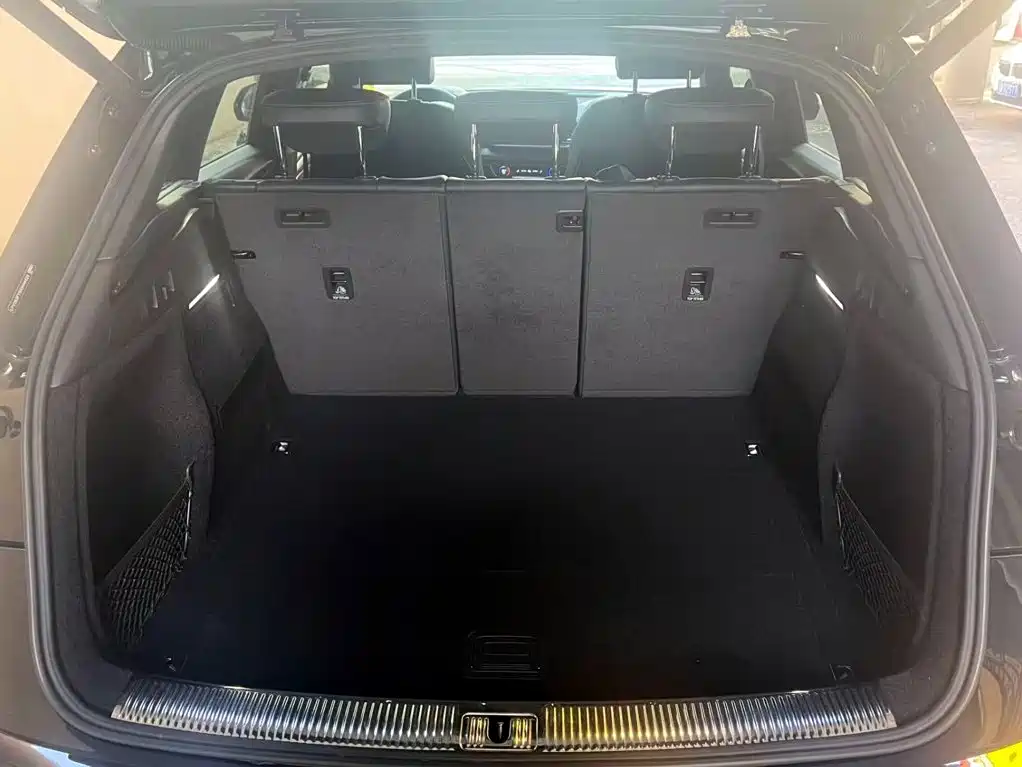 Audi Q5L — миниатюра 8
