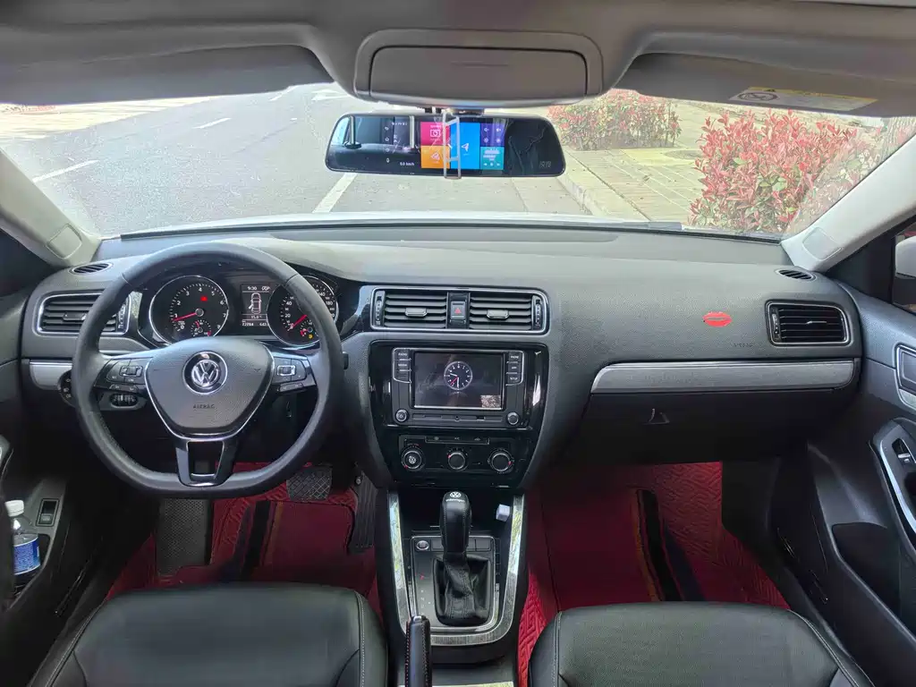Volkswagen Sagitar 2018 280TSI DSG