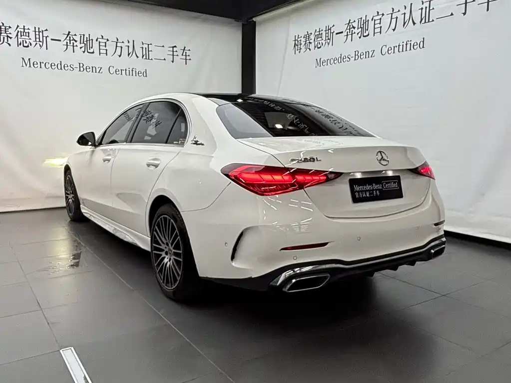 Mercedes-Benz C-Class — миниатюра 7