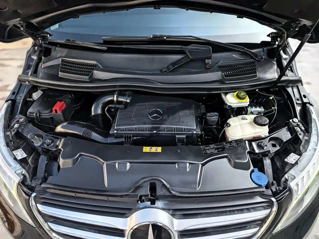 MERCEDES-BENZ V CLASS