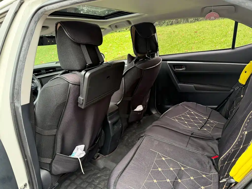 Toyota Corolla — миниатюра 11