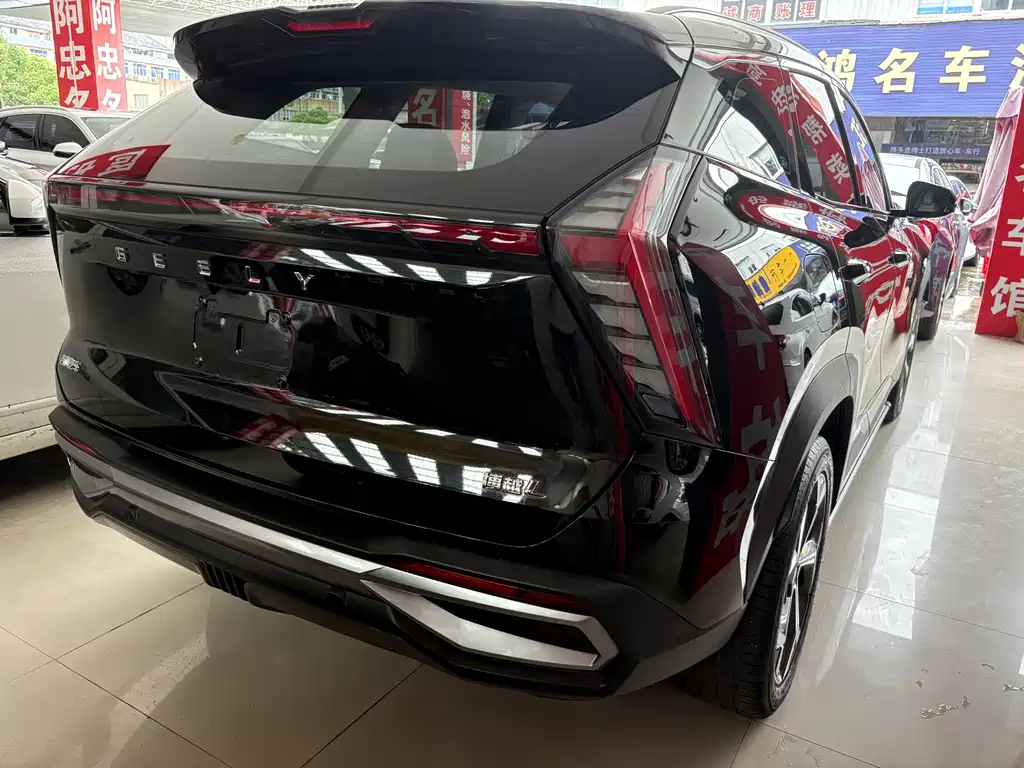 Geely Boyue L — миниатюра 7