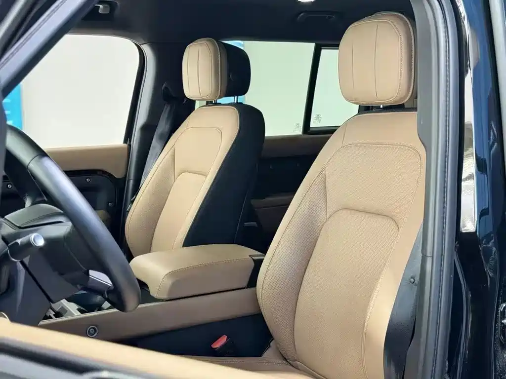 Land Rover Defender — миниатюра 5