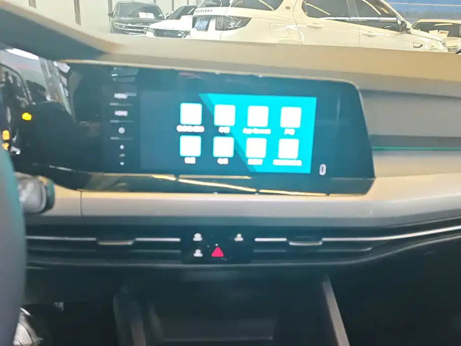 Volkswagen Golf — миниатюра 13