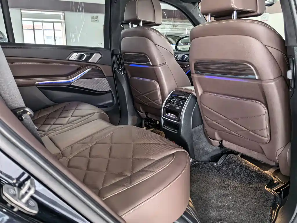 BMW X5 — миниатюра 10