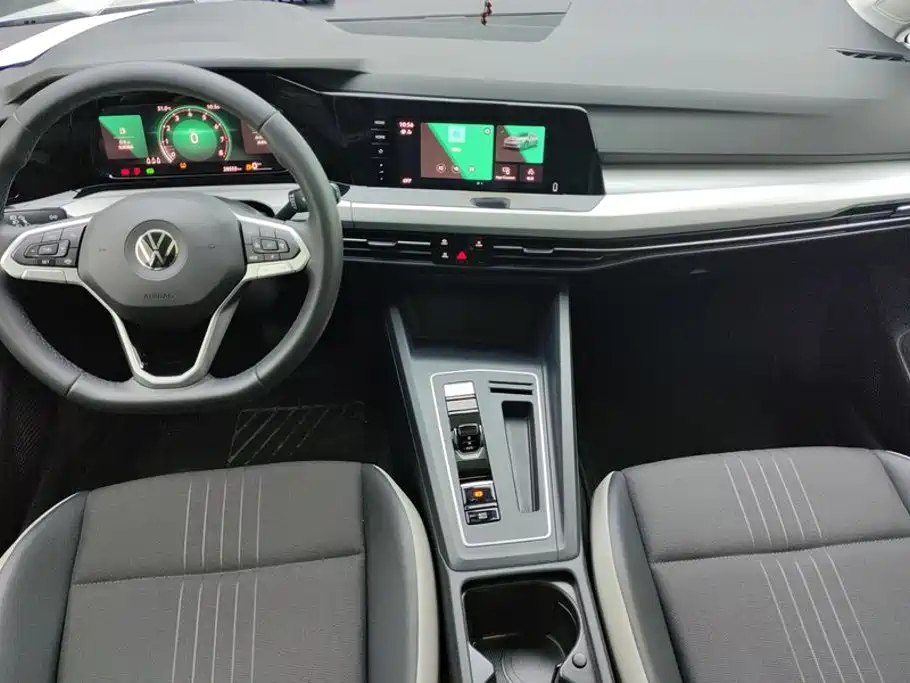 Volkswagen Golf — миниатюра 12