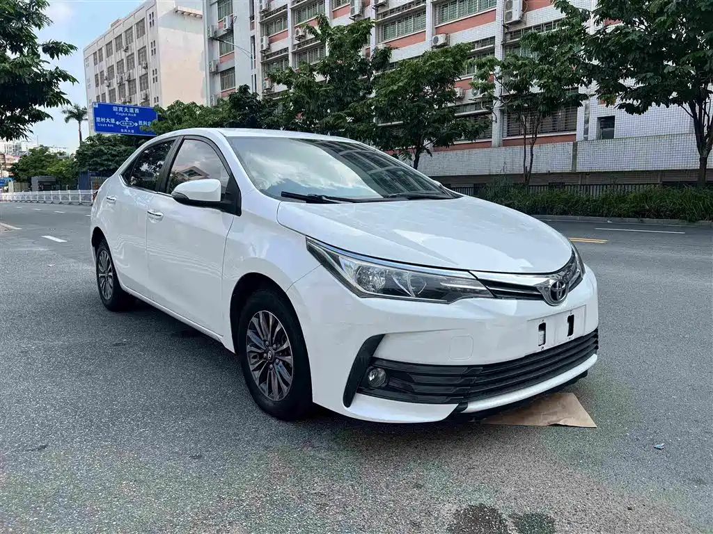 Toyota Corolla — миниатюра 6