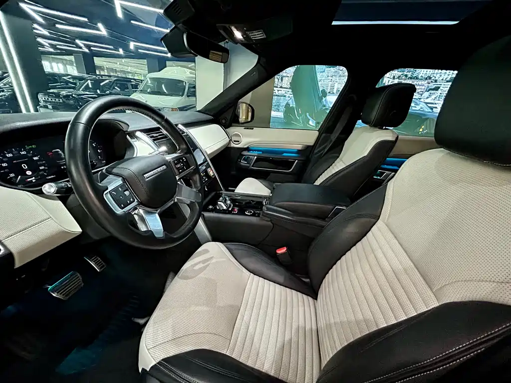 Land Rover Discovery 2021 360PS R-Dynamic SE