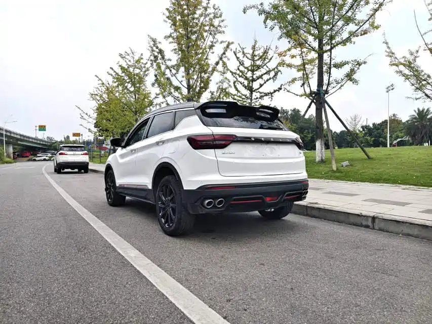 Geely Binyue — миниатюра 6