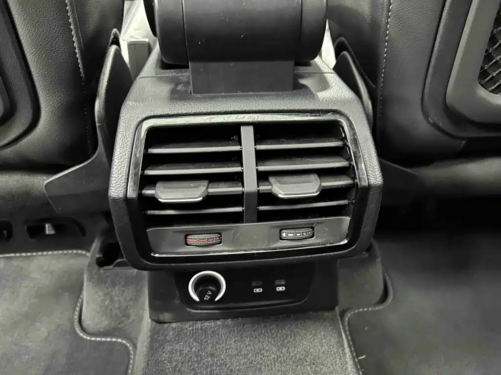 Audi Q3 — миниатюра 8