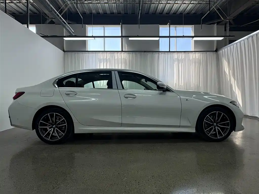 BMW 3 Series 3 2026 325Li M Sport