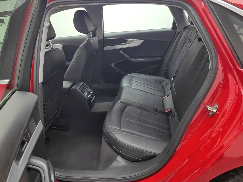 Audi A4L — миниатюра 15