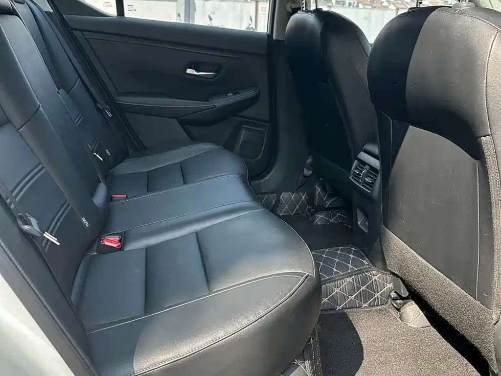 Nissan Sylphy — миниатюра 5
