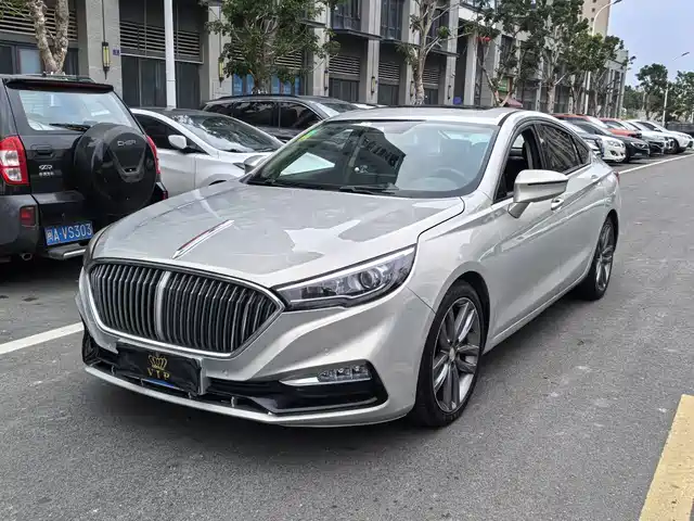 RED FLAG HONGQI H5 2018