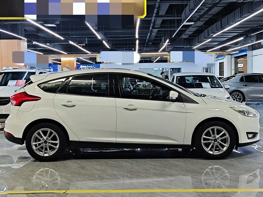 Ford Focus — миниатюра 4