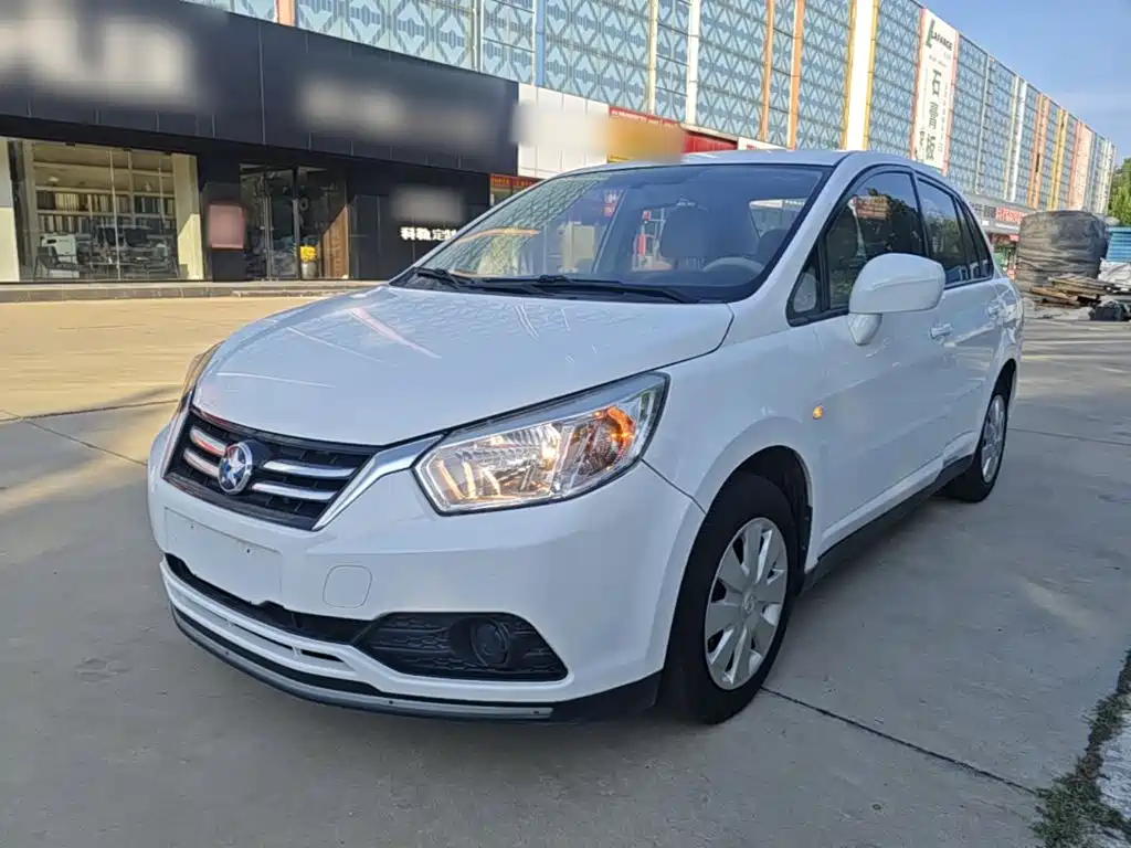 Venucia D50 — миниатюра 2