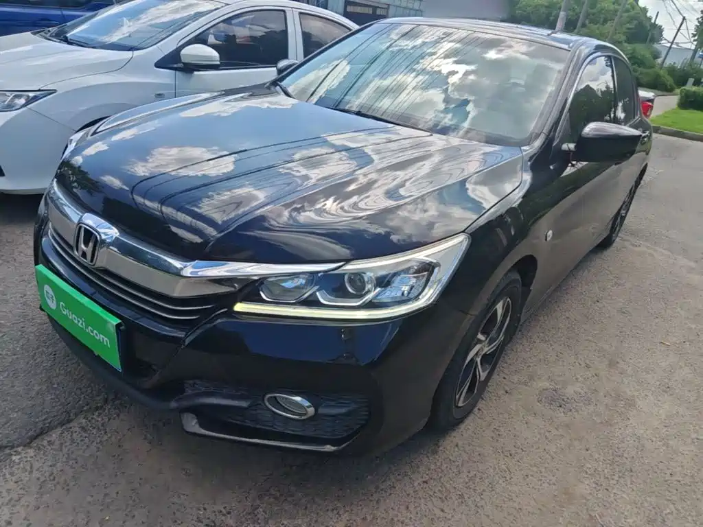 Honda Accord — миниатюра 2