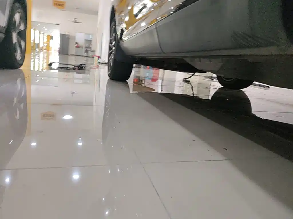 Wey Wey VV5 — миниатюра 22