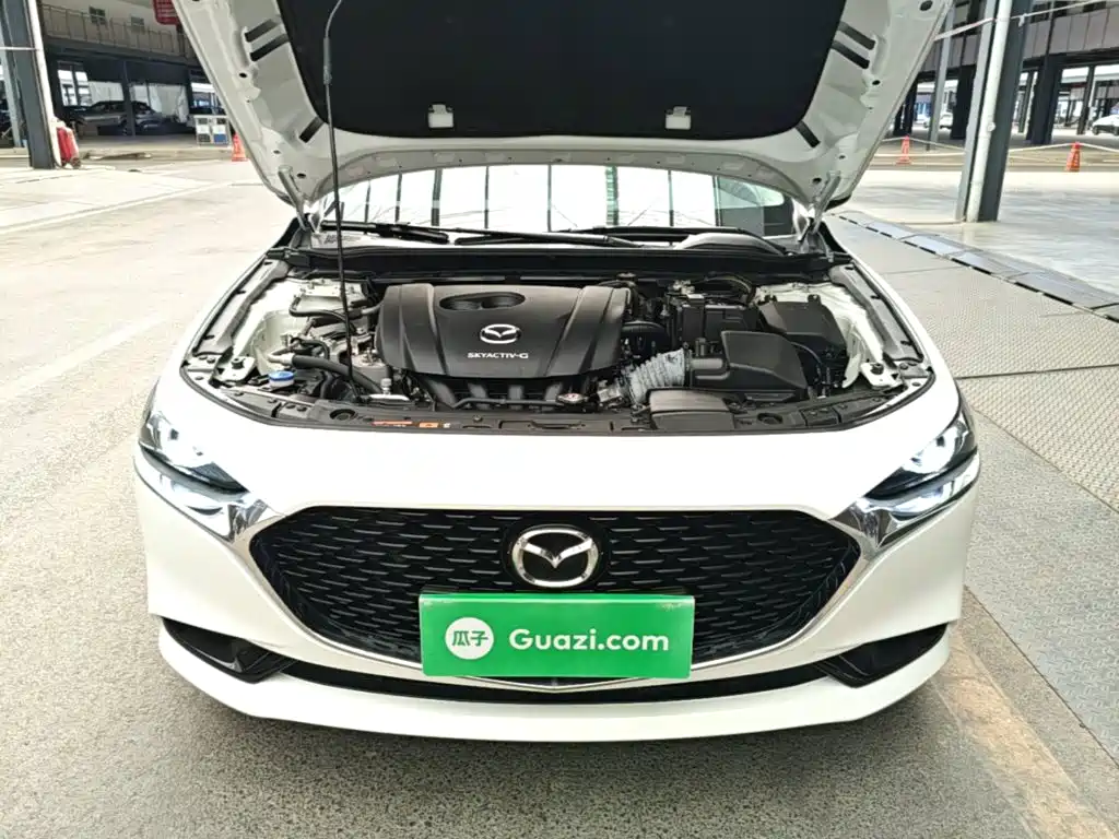 Mazda 3 Axela — миниатюра 20