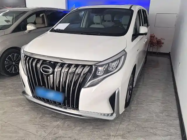 GAC TRUMPCHI M8 2021