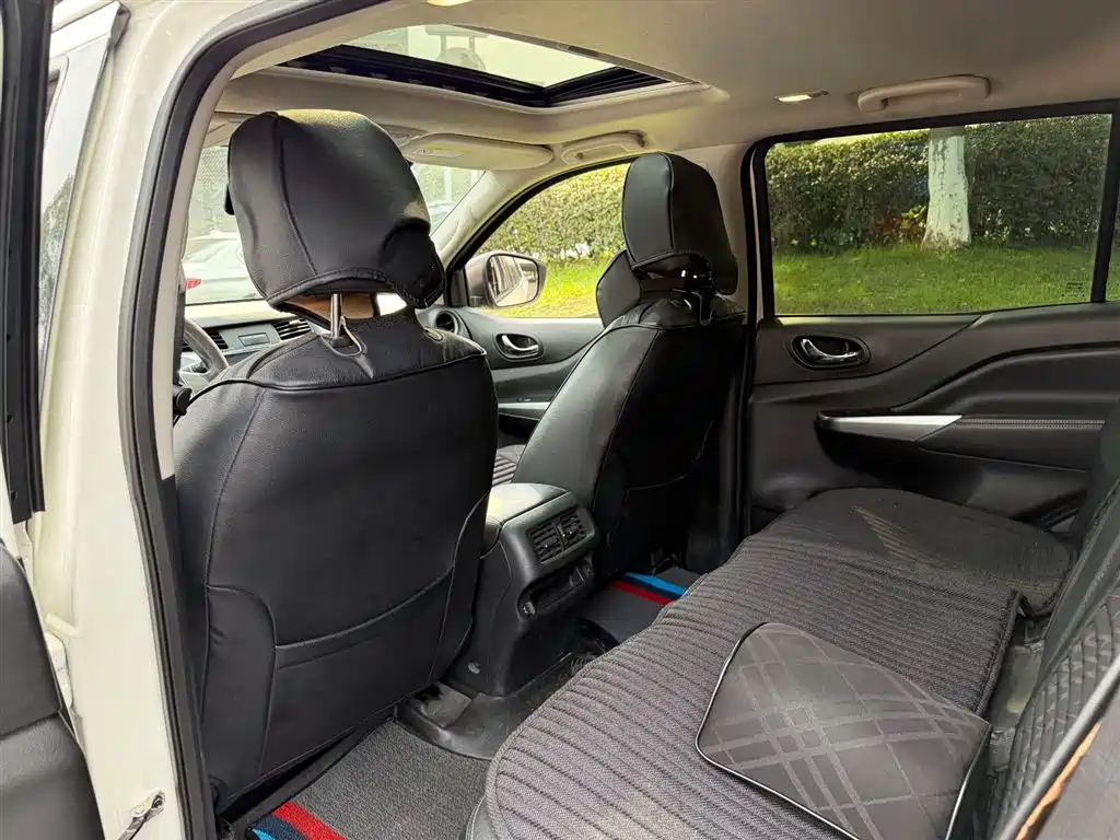 Nissan Terra 2020 2.5L XL Upper AT Luxury