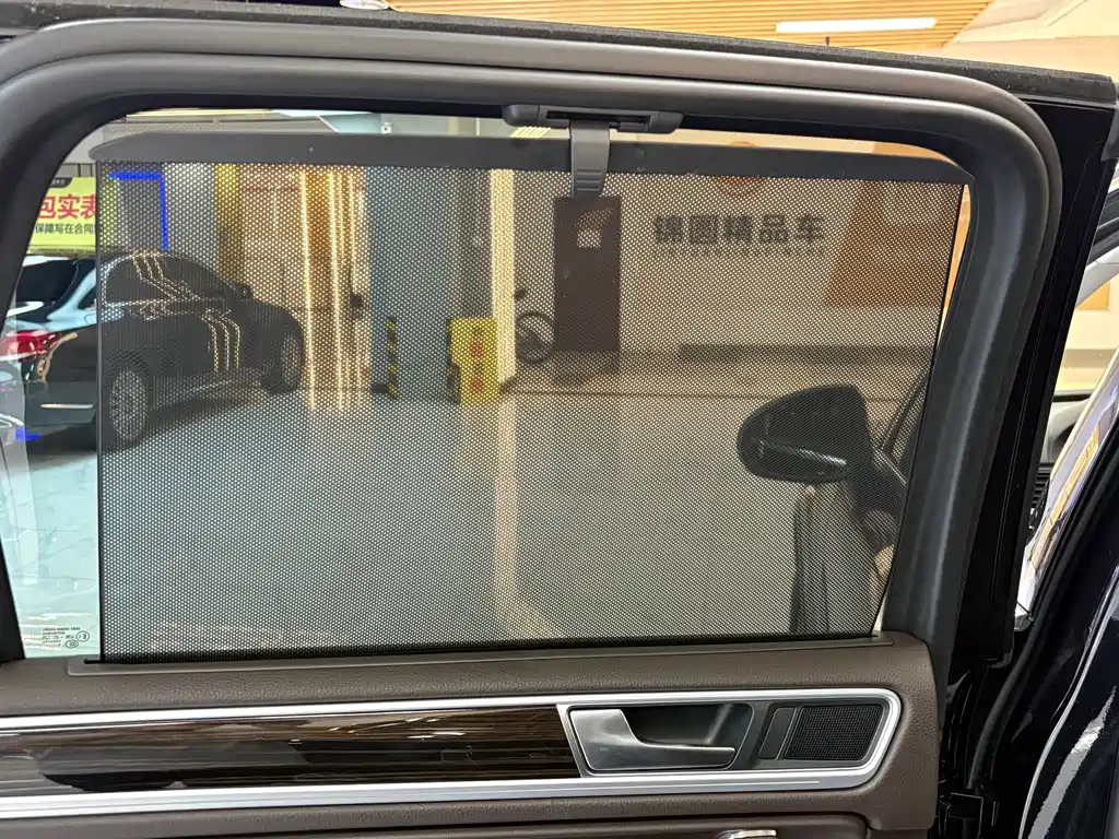 Volkswagen Touareg — миниатюра 15
