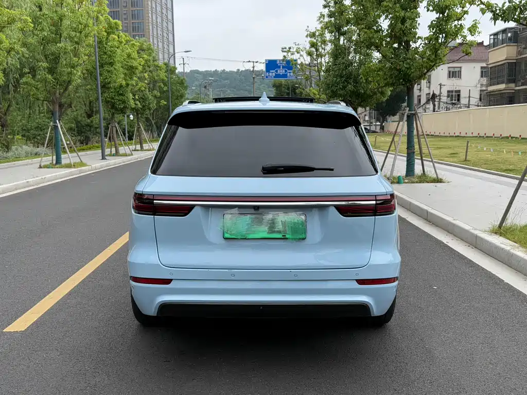 Li Auto Li ONE — миниатюра 5