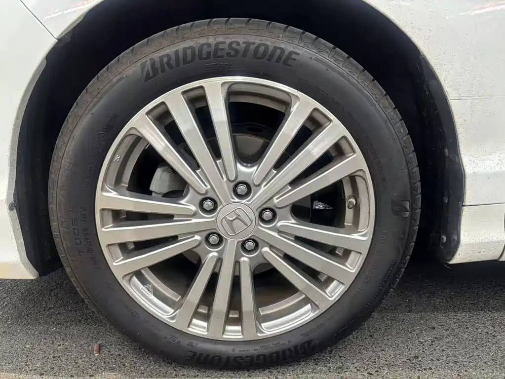 Honda Elysion — миниатюра 18