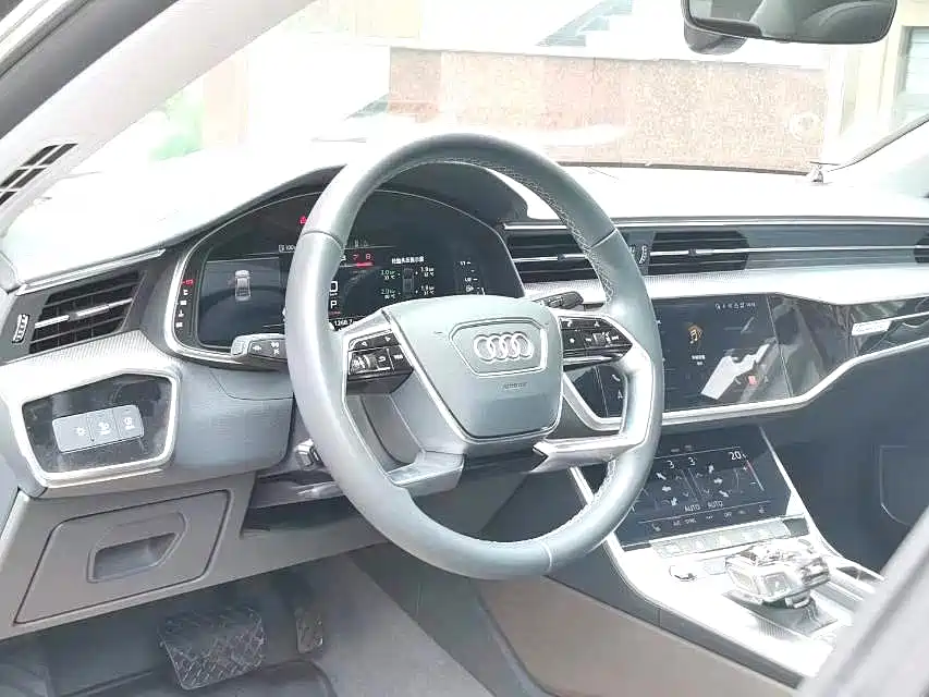 Audi A7L — миниатюра 5